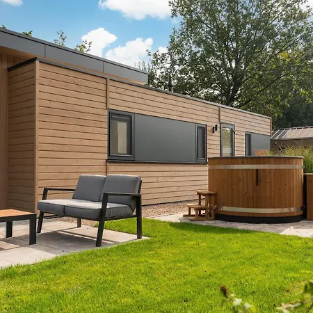 Veluwepark De Bosgraaf | Comfort Met Hottub * Lieren
