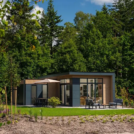 홀리데이파크 Veluwepark De Bosgraaf | Comfort Met Hottub