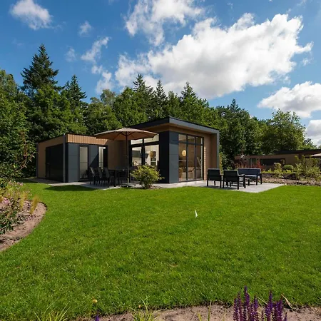 Veluwepark De Bosgraaf | Comfort Met Hottub