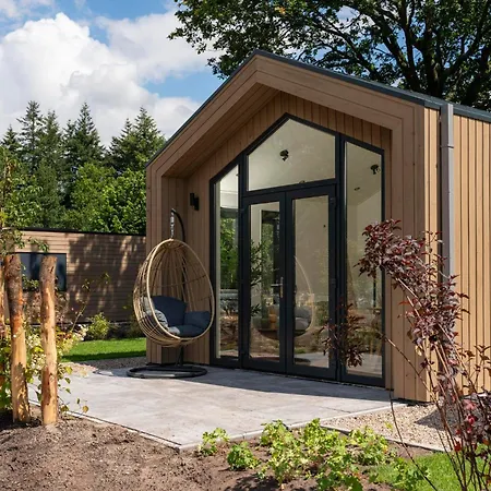 Veluwepark De Bosgraaf | Comfort Met Hottub
