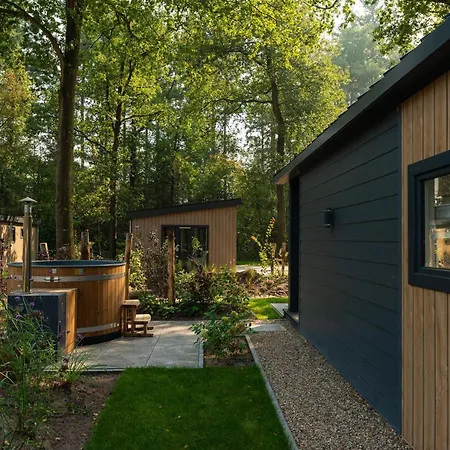 홀리데이파크 Veluwepark De Bosgraaf | Comfort Met Hottub *