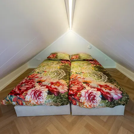 Veluwepark De Bosgraaf | Comfort Met Hottub 홀리데이파크