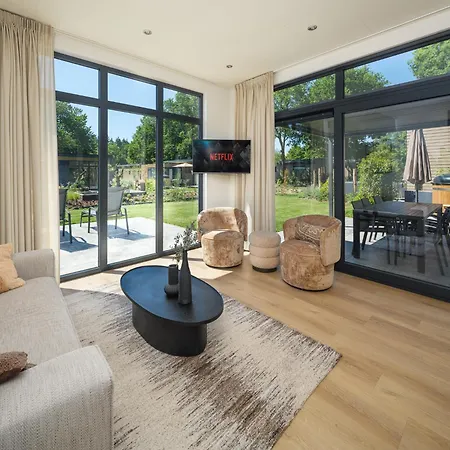 Veluwepark De Bosgraaf | Comfort Met Hottub Üdülőpark Lieren