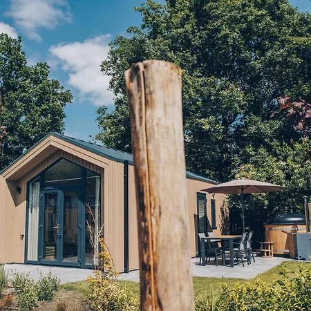 Üdülőpark Veluwepark De Bosgraaf | Comfort Met Hottub