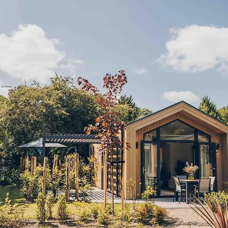 Üdülőpark Veluwepark De Bosgraaf | Comfort Met Hottub Lieren