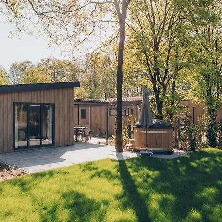 Veluwepark De Bosgraaf | Comfort Met Hottub * Lieren