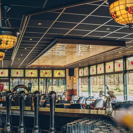 Tatil parkı Veluwepark De Bosgraaf | Comfort Met Hottub